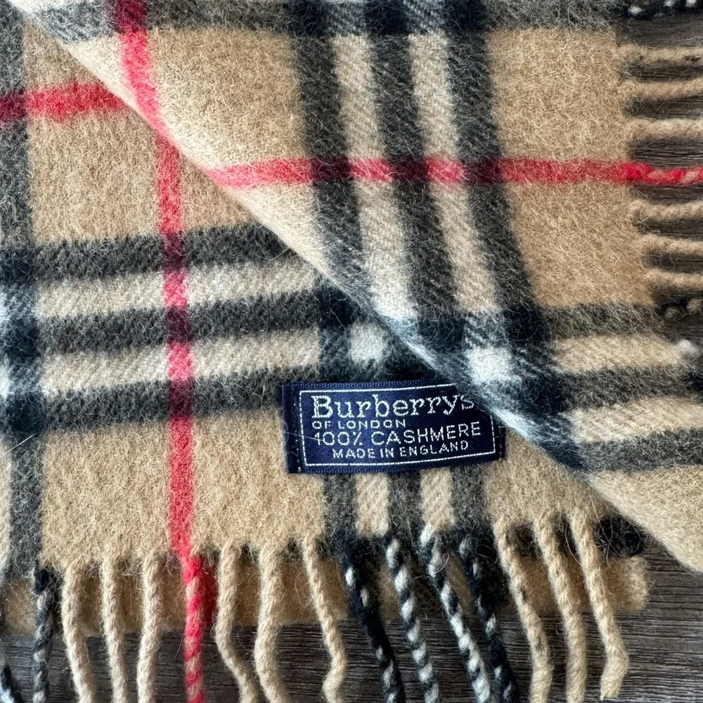 Vintage Burberrys 💯‎ Cashmere Check Scarf 🧣